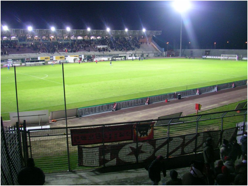 Arezzo - Albinoleffe 14.11.2004 026